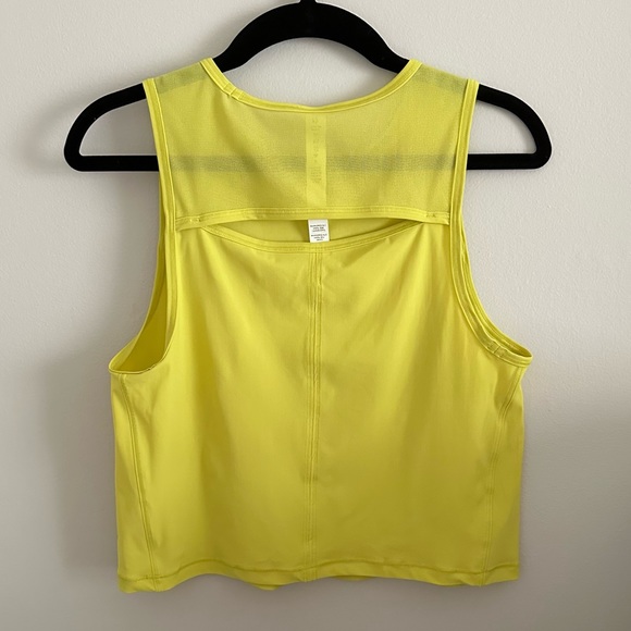 Lululemon Sculpt Cropped Tank, Size 2 - Picture 2 of 5